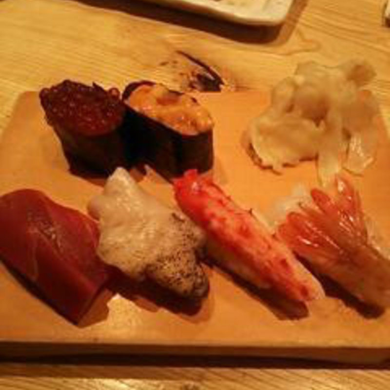 お寿司セット(ふれあ （クワヤキウオサイフレア）)