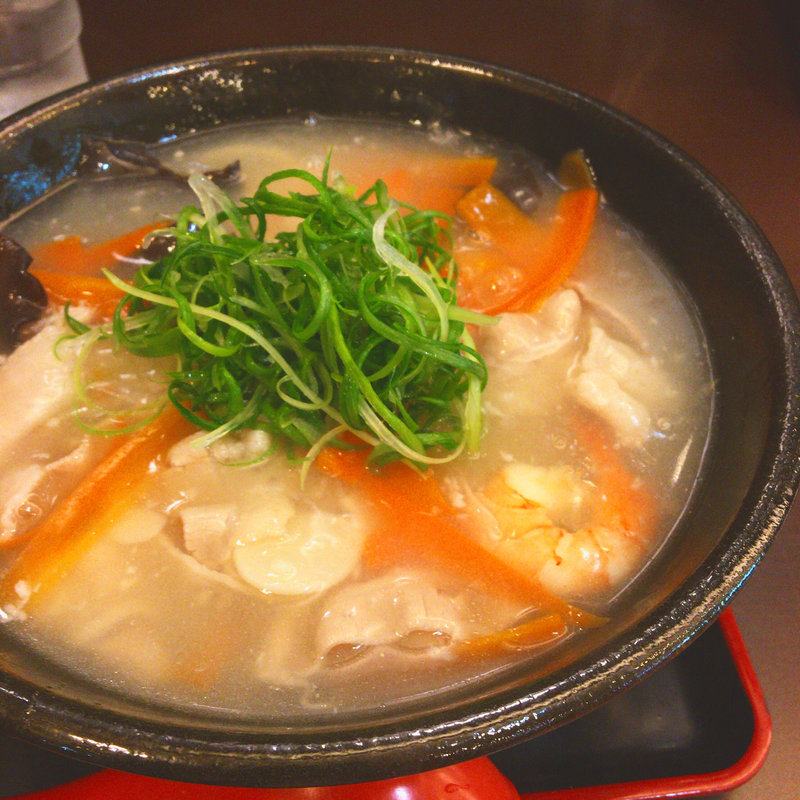 スタミナうどん(讃岐屋 マダムジョイ楽々園店 )