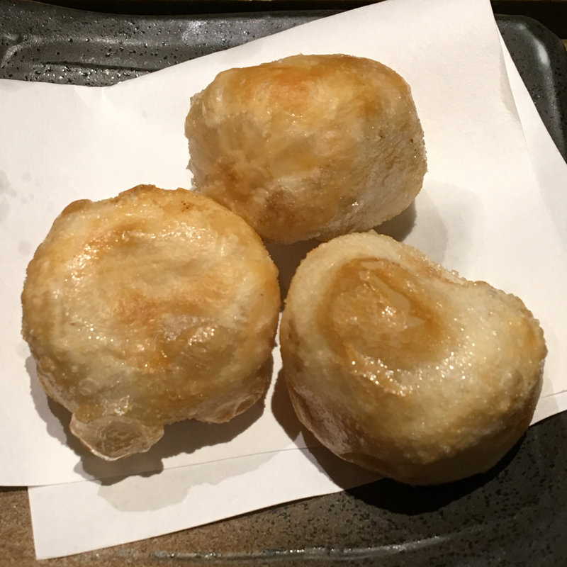 揚げうどんポン  1個(麺匠の心つくし つるとんたん 六本木店)