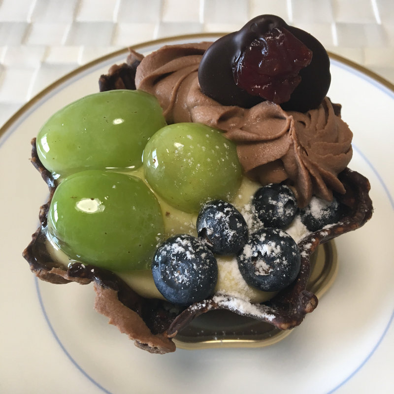 プラリネショコラ(シェフ ナカギリ （Chef Nakagiri）)