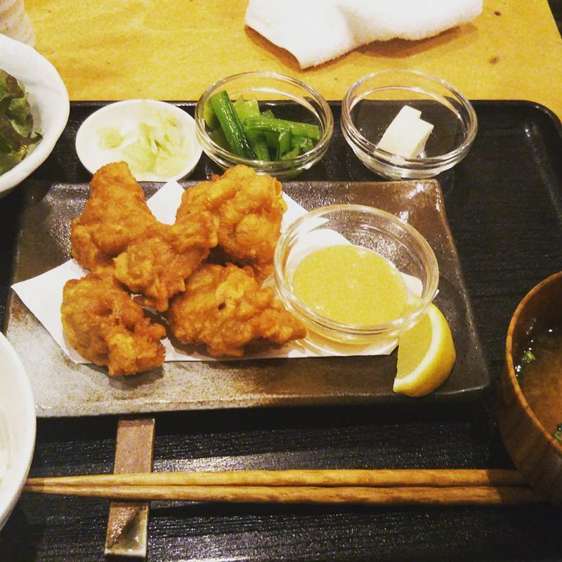鶏の唐揚げ定食(旬味 菜野 )