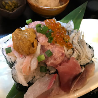 のっけ寿司(魚菜串 いちころ)