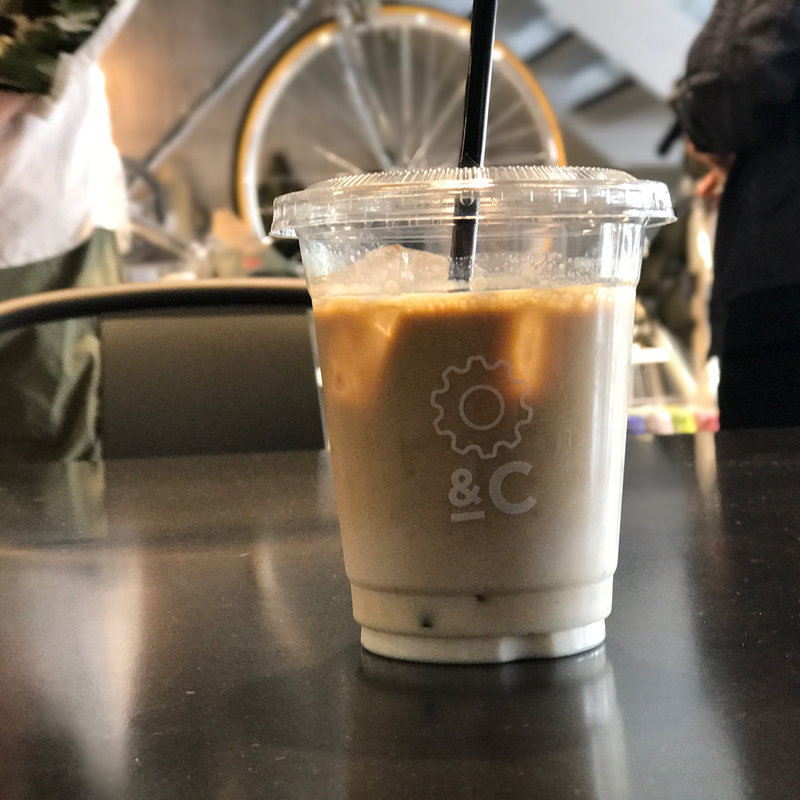 アイスカフェラテ(シングルショット)(RATIO&C （レシオアンドシー）)