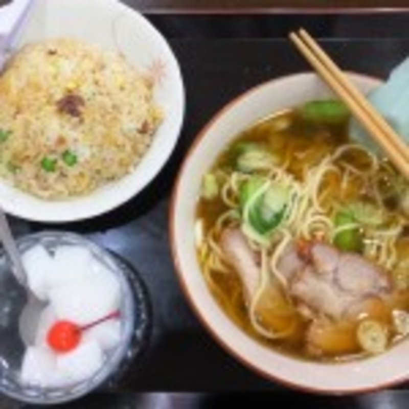 チャーシューメンと半チャーハンのセット(華府)