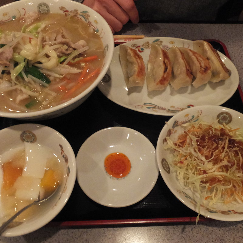 タン麺＆餃子定食(満堂紅)