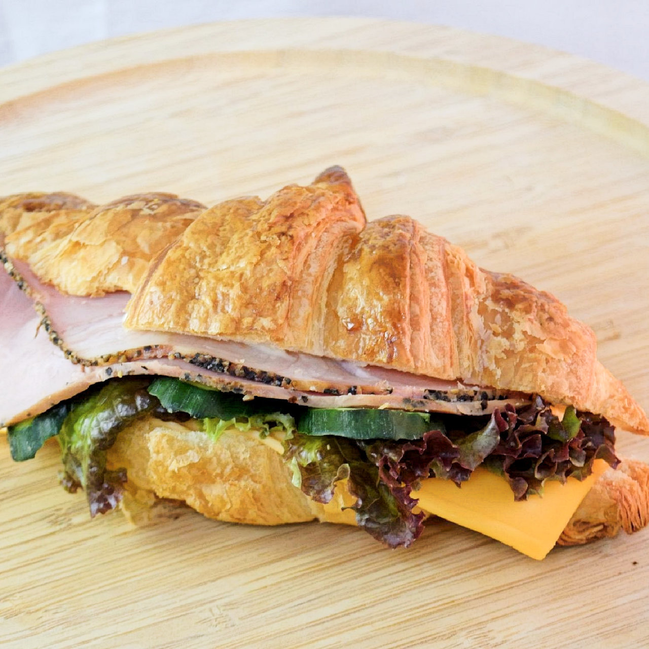 写真 : Sandwiches Cafe ルヴァン （ルヴァン） – HKTO