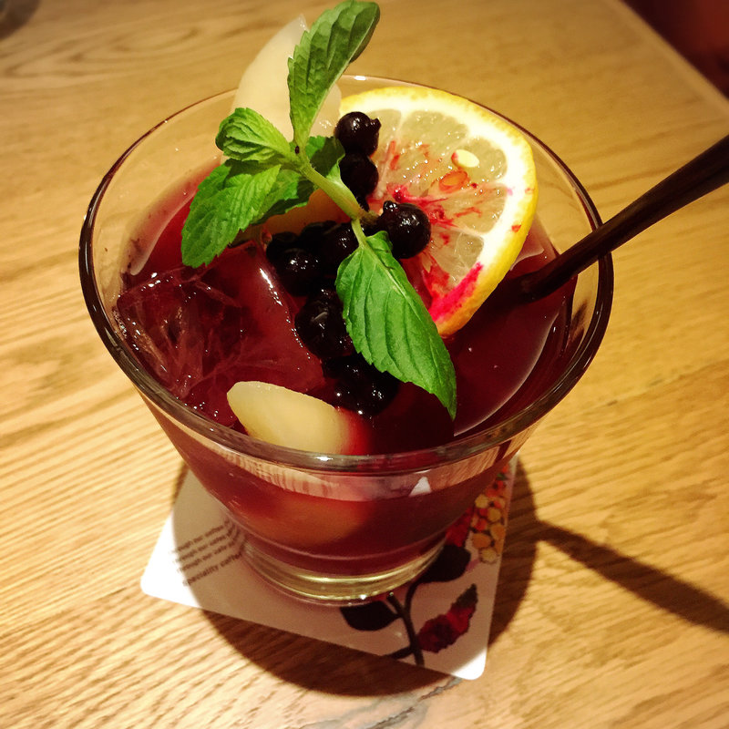 桃とカシスのサングリア(LATTE GRAPHIC 自由が丘店)