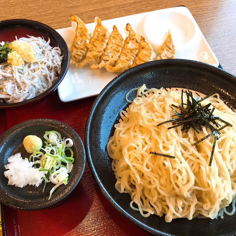 ざるラーメン餃子セット(８番らーめん 丸岡店 )