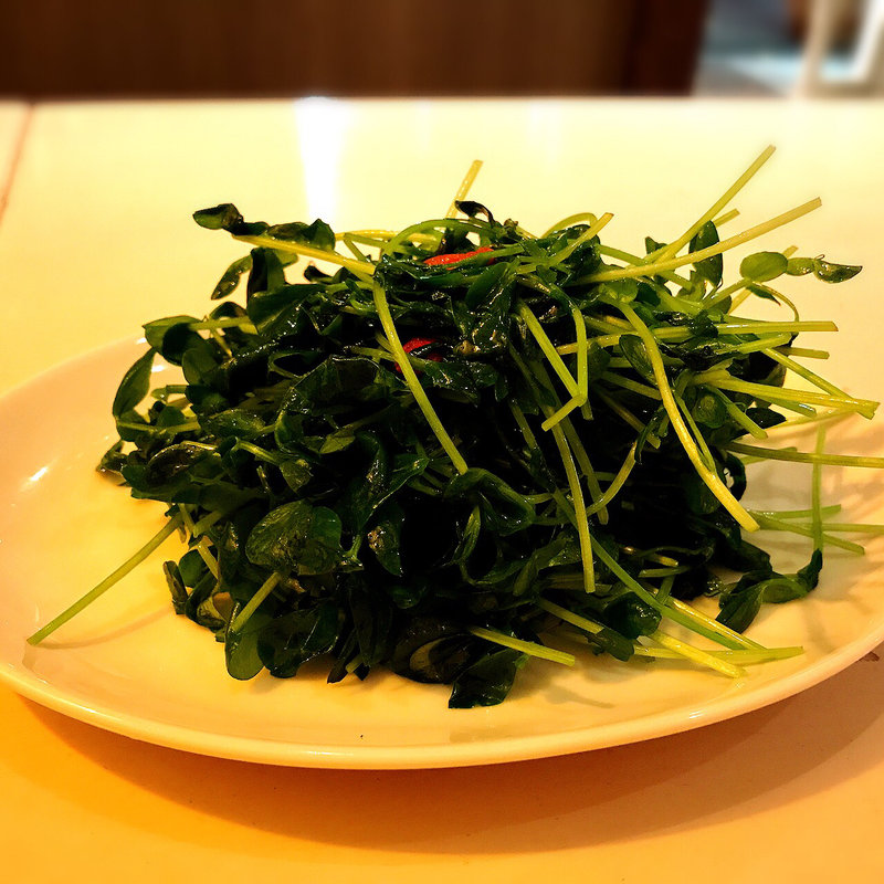 豆苗いため(極上担々麺 香家 中目黒店)