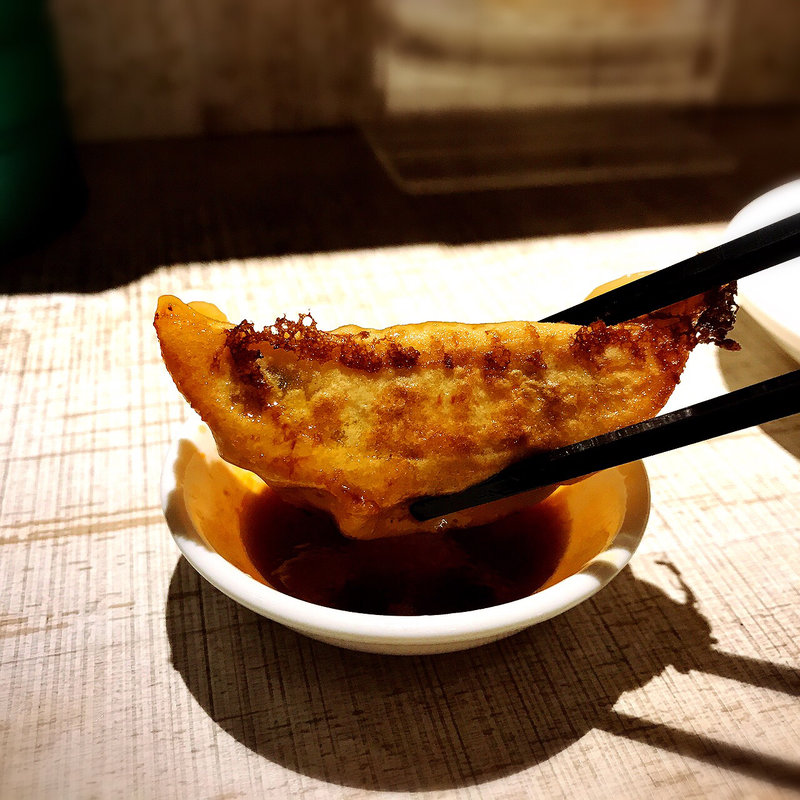 ピリ辛焼き餃子(極上担々麺 香家 中目黒店)