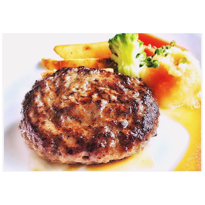 小形牧場牛和風おろしハンバーグ(肉料理おがた )