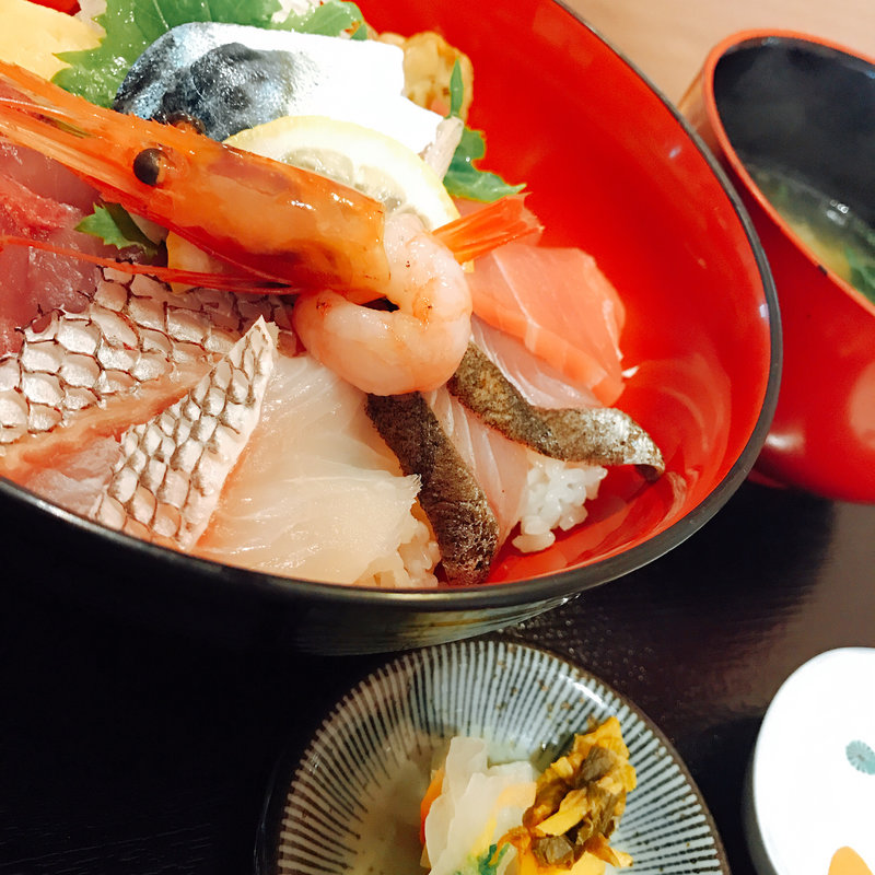 大漁師丼(道の駅のとじま)