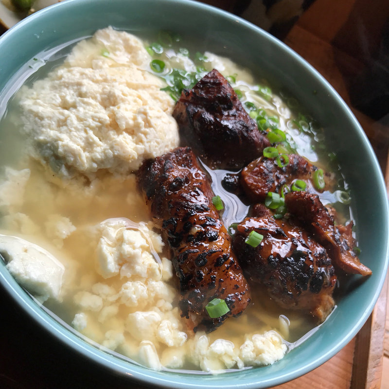 炙りソーキそば ゆし豆腐トッピング(オキナワ ソバ エイブン （Okinawa Soba EIBUN）)