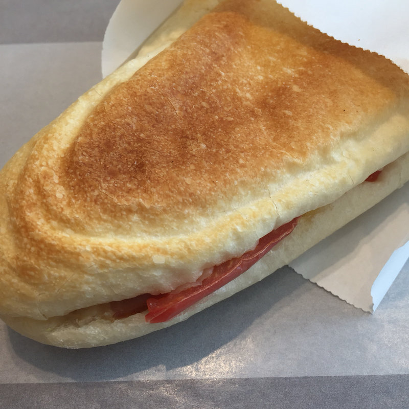 パニーニ･ベーコン(ハーフ)(リトルマーメイド 広島市役所前店 （LITTE MERMAID）)