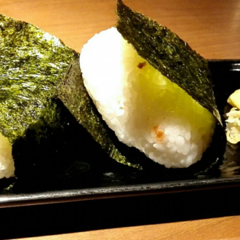 おにぎり(海鮮居食屋 さくさく )