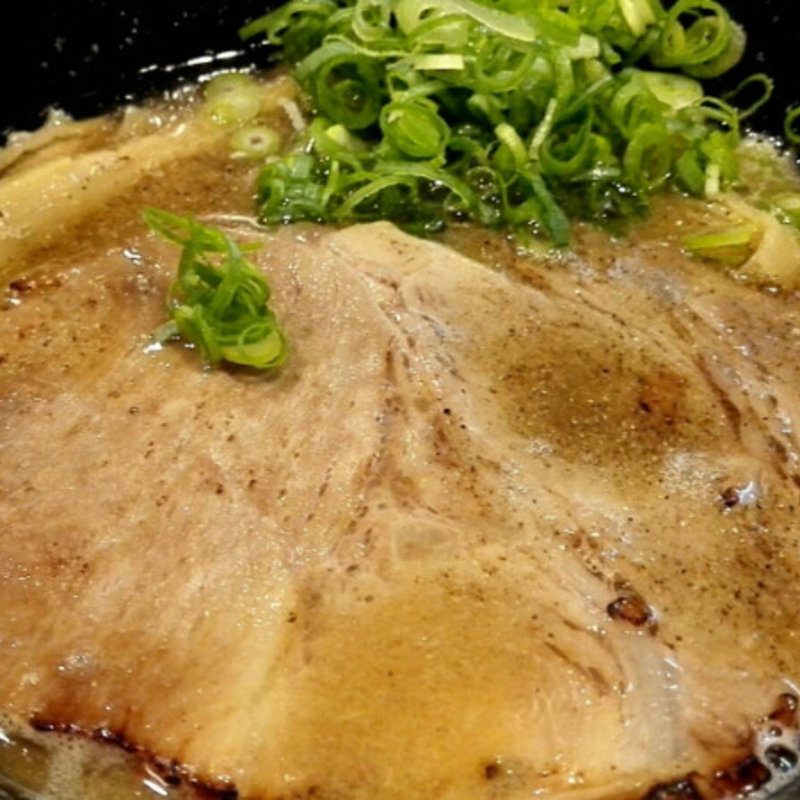 にぼし鶏白湯ラーメン「にぼとり」(キラメキノトリ)