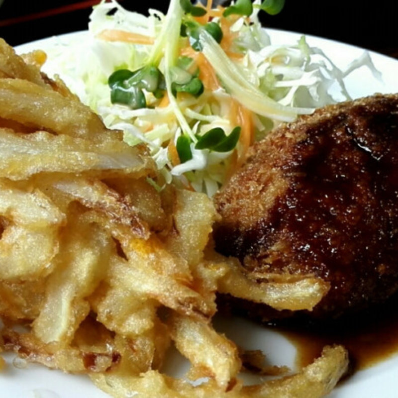 サービスランチ(国境食堂)