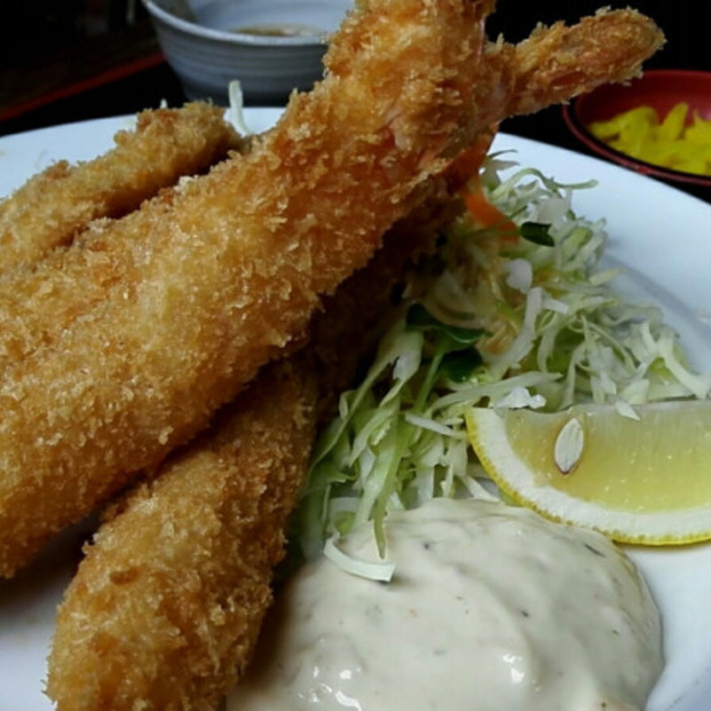 えびフライ定食(国境食堂)