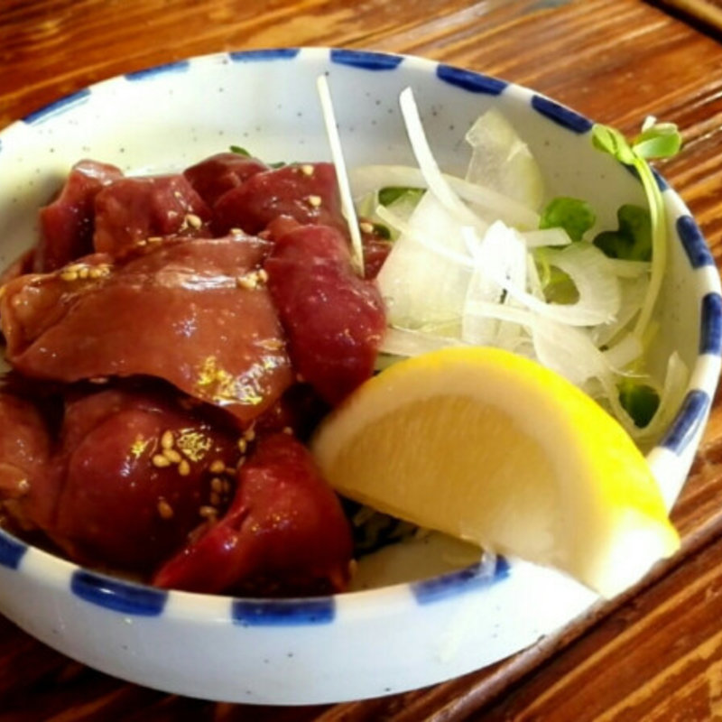 カツオのレバー刺し(海人居酒屋 源 美崎店 （うみんちゅいざかや げん）)