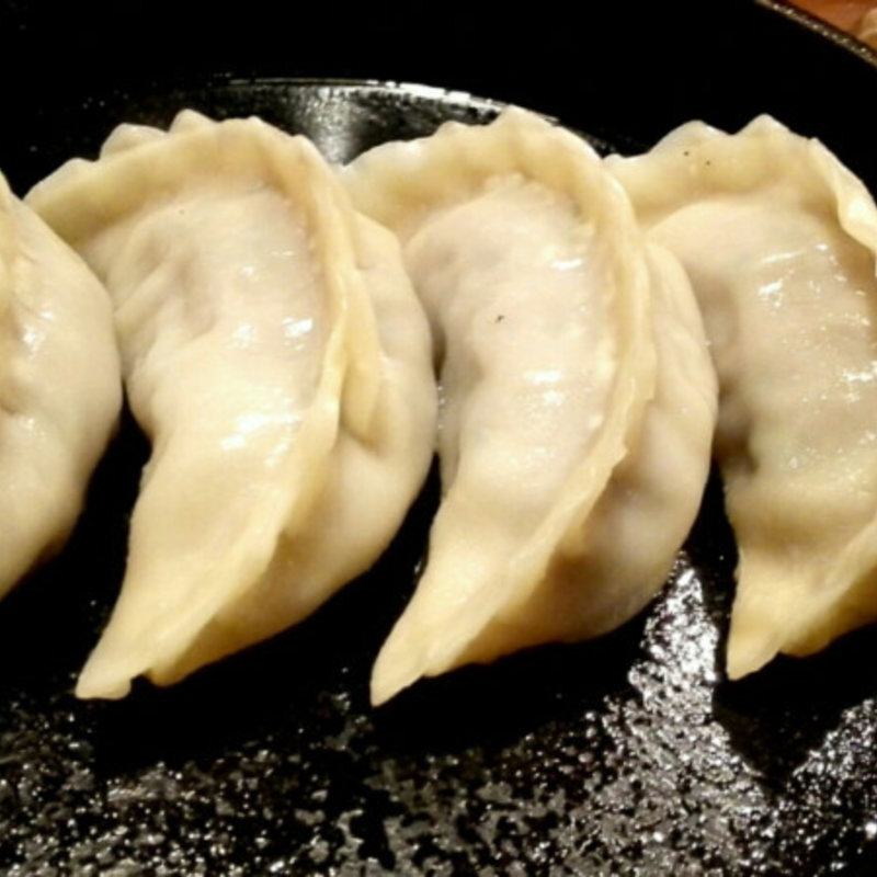 石垣牛手こね餃子(鉄板焼専門ついてる )