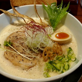 豚だしらぁ麺(ふじ門 製麺 )