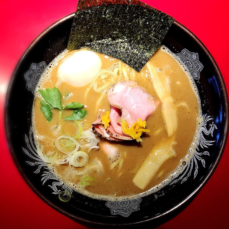 特濃醤油ラーメン(らーめんこてんぱん)