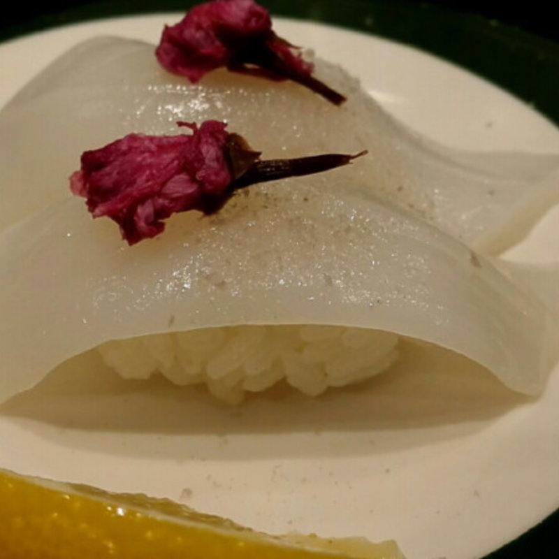 あおりいか桜レモン塩(にぎり長次郎 京田辺店 )