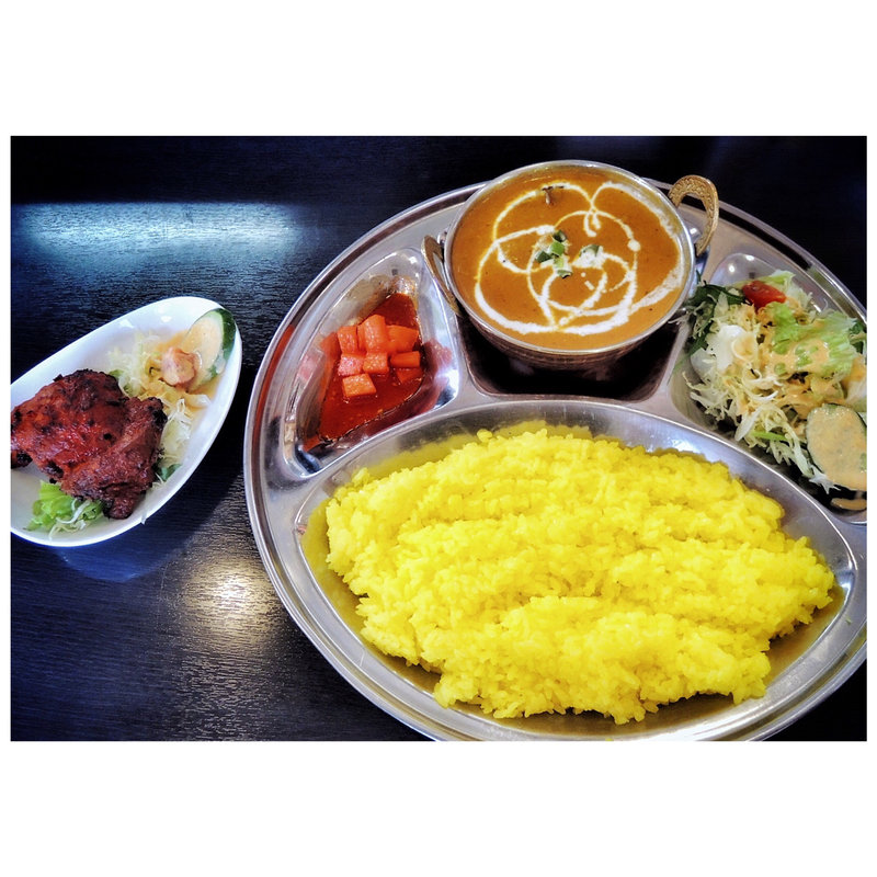 おすすめ(チキンナスカレーセット)(シャングリラ )