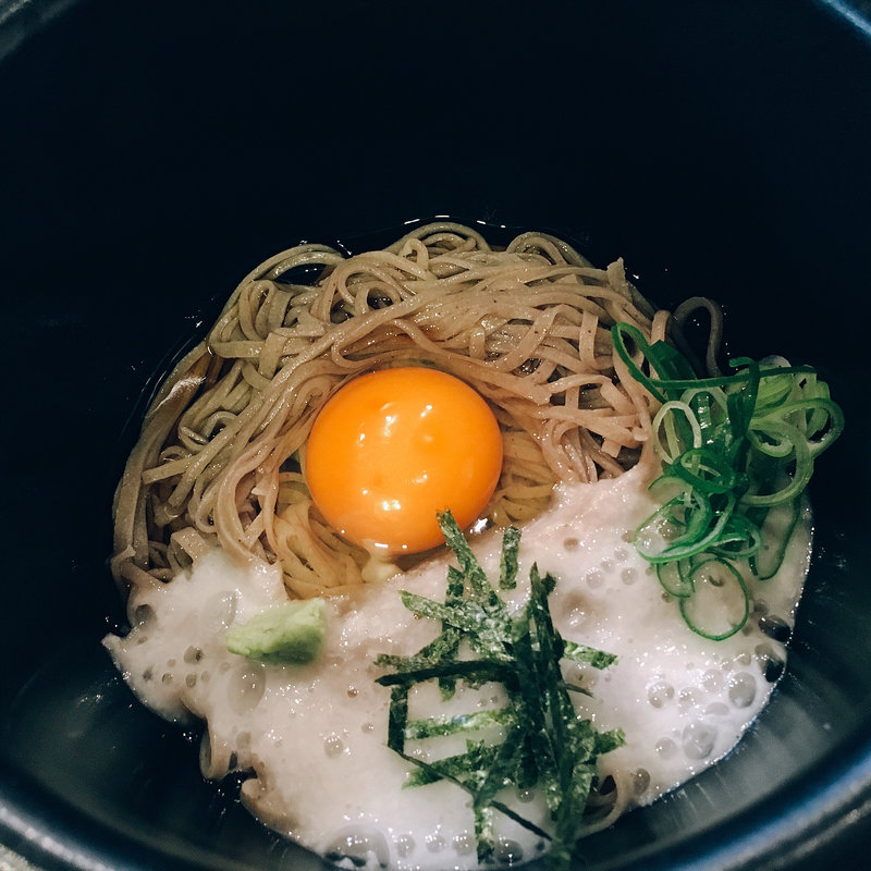 とろろそば(手打ちそば　八助 )