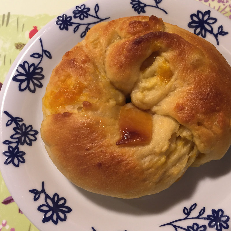 マンゴーヨーグルトベーグル(ワイルドマンベーグル)