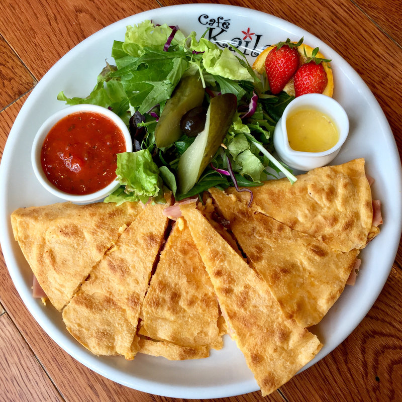 ケサディーヤ（ドライトマト）(カフェ・カイラ)