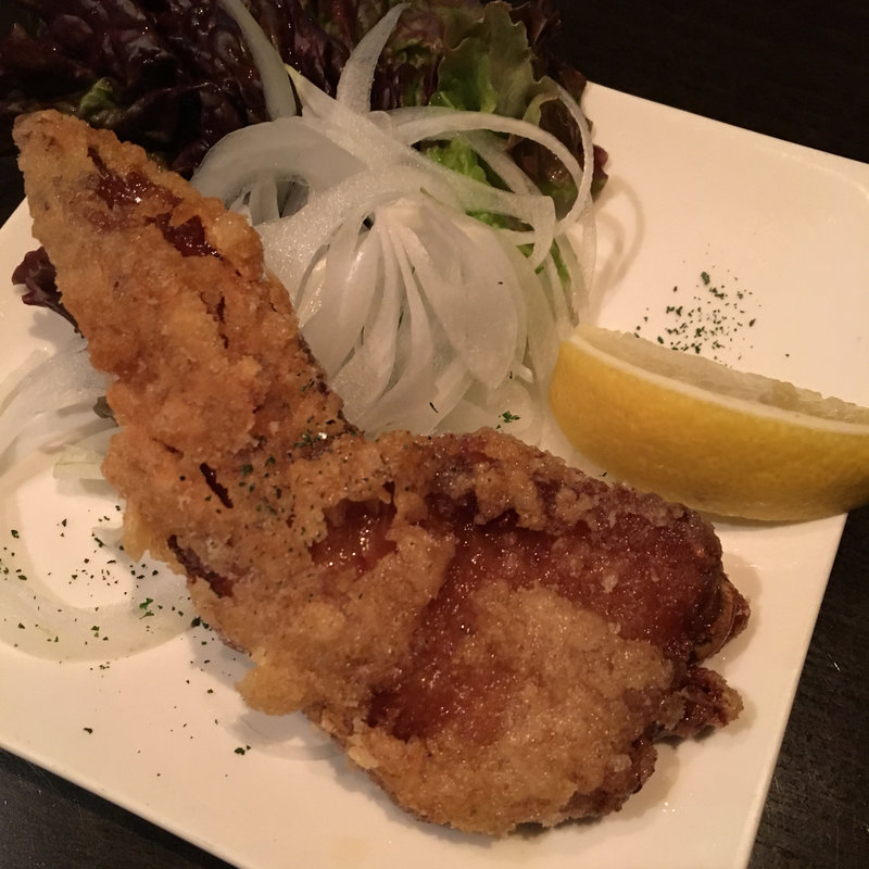 鳥の唐揚げ(dining bar rosiea)