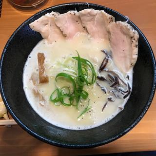 鶏白湯 塩ラーメン 鶏レア(麺屋 一刃)