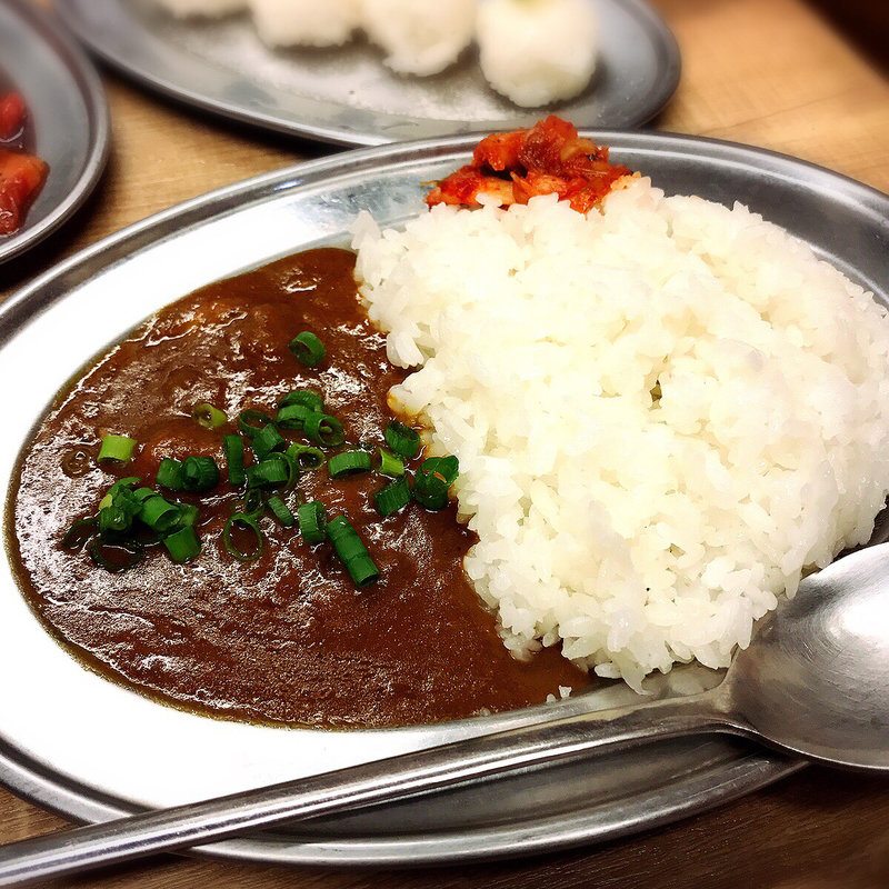 黒毛和牛すじカレー(大阪焼肉・ホルモンふたご 中目黒本館)