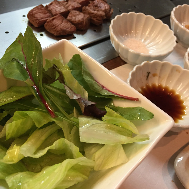 自家製ドレッシングのサラダ 春日コースの一品(ステーキハウスなかはら)