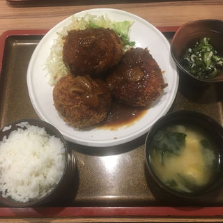 名物コロッケ定食(佐海 たちばな)