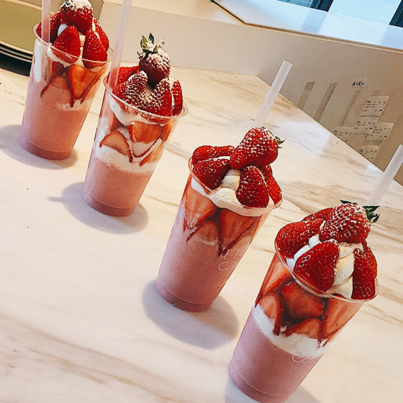 国産＆大粒いちごのストロベリーボンボン(ELLE café Aoyama エルカフェ青山店)