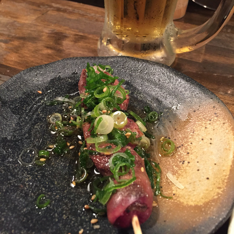 肝の胡麻油ネギまみれ(まことや)