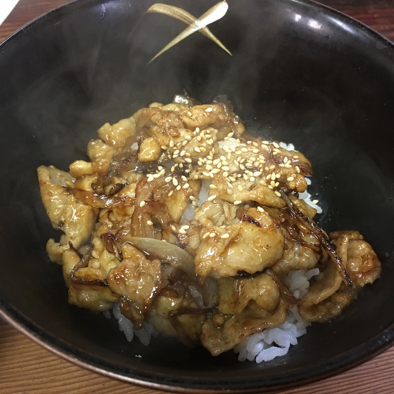 日替わりミニ丼（焼き肉丼）(博多ラーメン 百千萬)
