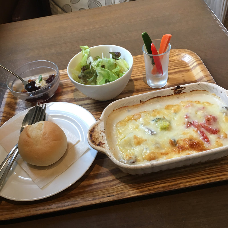きのことチキンのグラタンランチ(caféつむぎ)