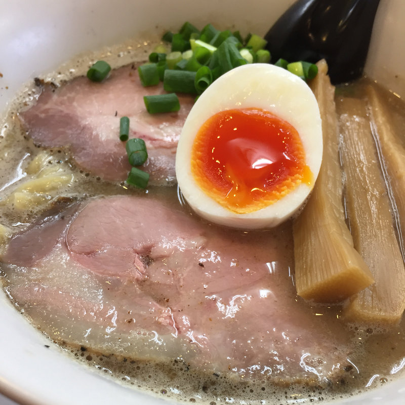 こくとん塩ラーメン(あいつのラーメンかたぐるま)