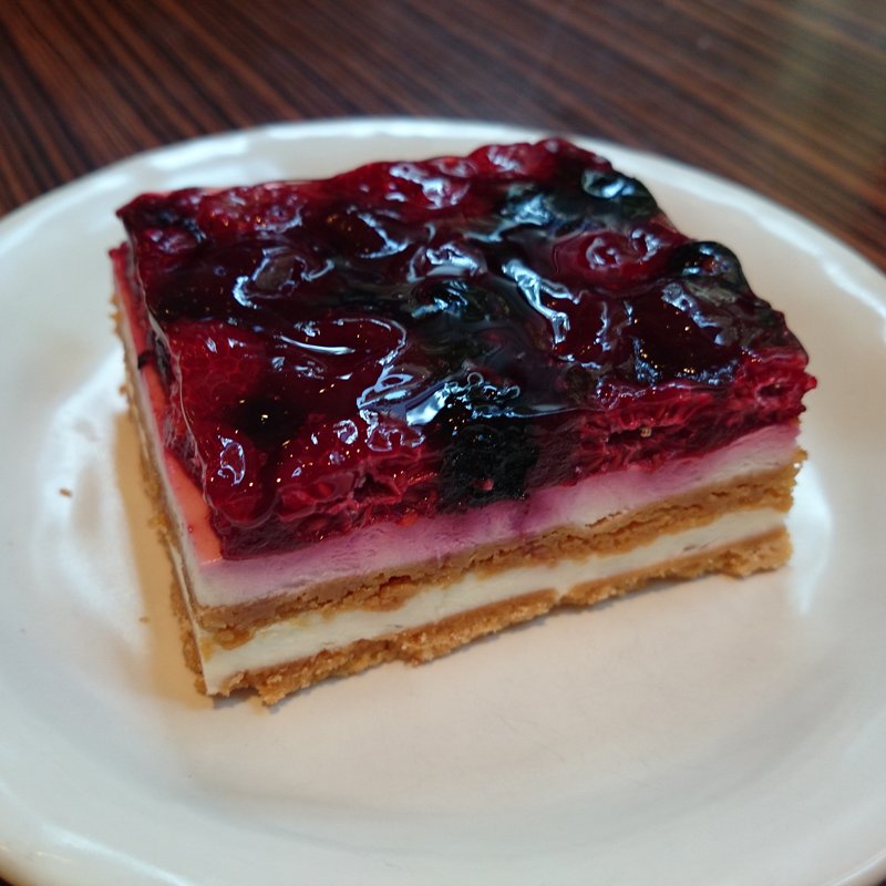 タルトモンジュ(メゾンカイザーカフェ 丸の内店 （Maison Kayser Café）)