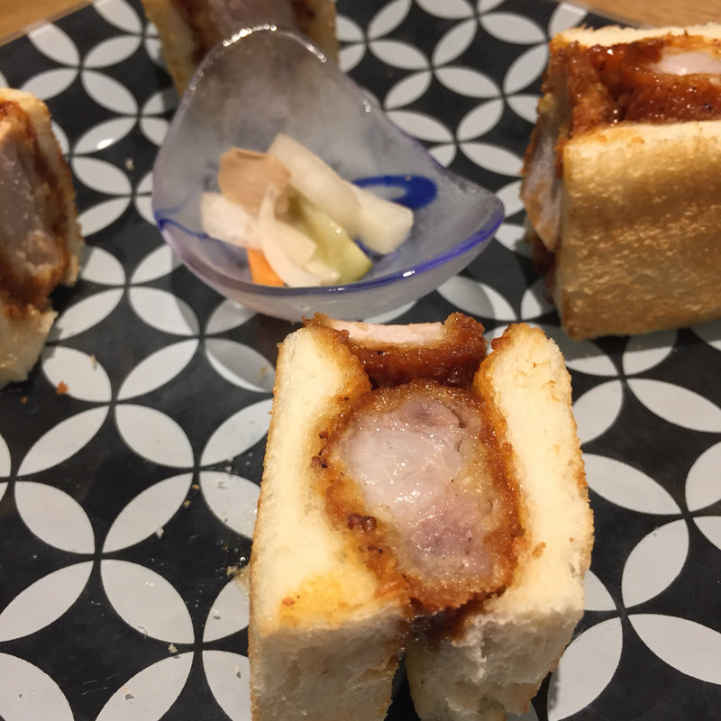 黒豚カツサンド(天文館むじゃき アミュプラザ店 )