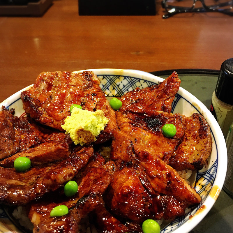 豚丼ランチ(梵天食堂)