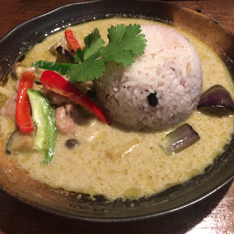 グリーンカレー(asit （アジト）)