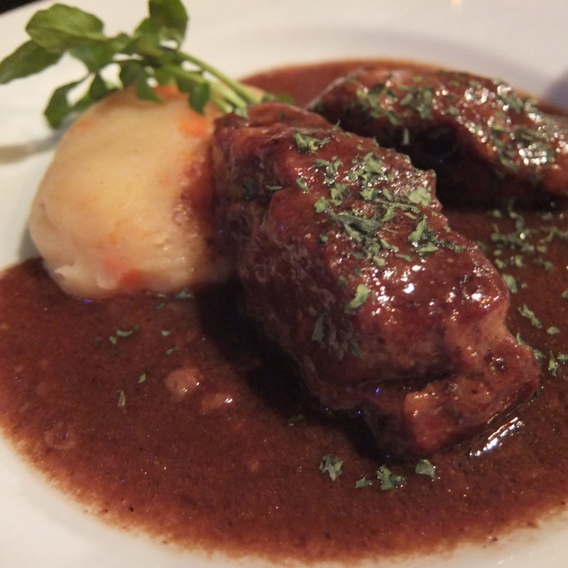 牛肉のシメイビール煮込み(フリゴ （Frigo）)