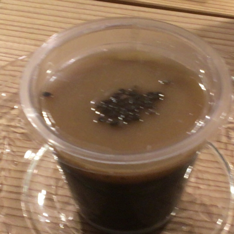 黒胡麻葛プリン 白餡ソース(和のかし 巡)