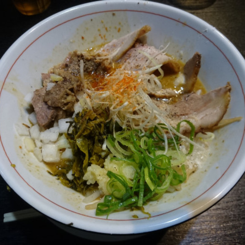 濃厚豚骨ラーメン【どろ豚】(てっぺん )
