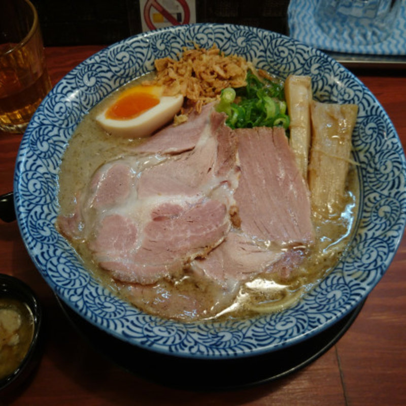 特製煮干鶏豚骨(頑固麺 )