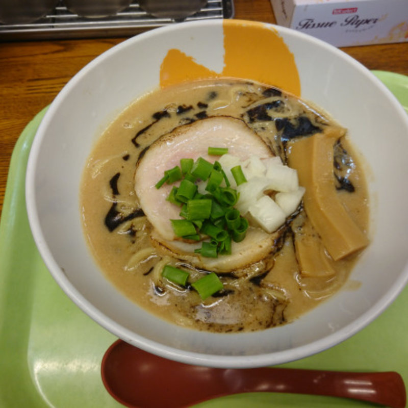 豚ドロマー油ラーメン(拳10ラーメン)